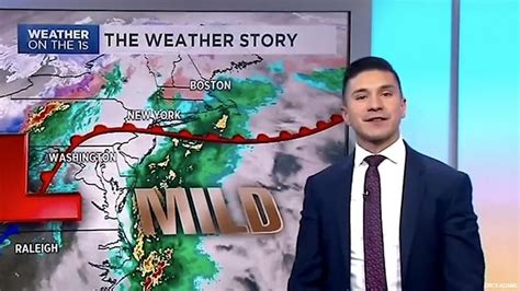 Gay Weatherman Fired After Webcam Footage Leaked To His。